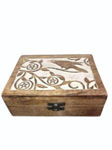 White Washed Mango Wood Carved Box – Raven & Pentacle Design (6×4 in.)